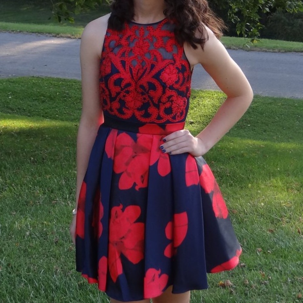 Prom Girl Homecoming/formal dress - Picture 3 of 7